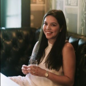 Meet your Posher, Chloé